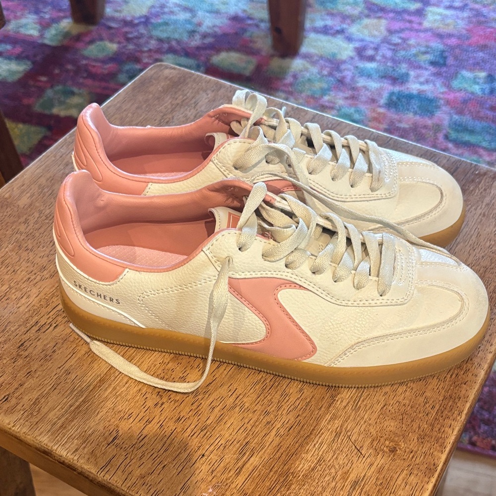 Skechers children’s Blush and Cream Sneakers